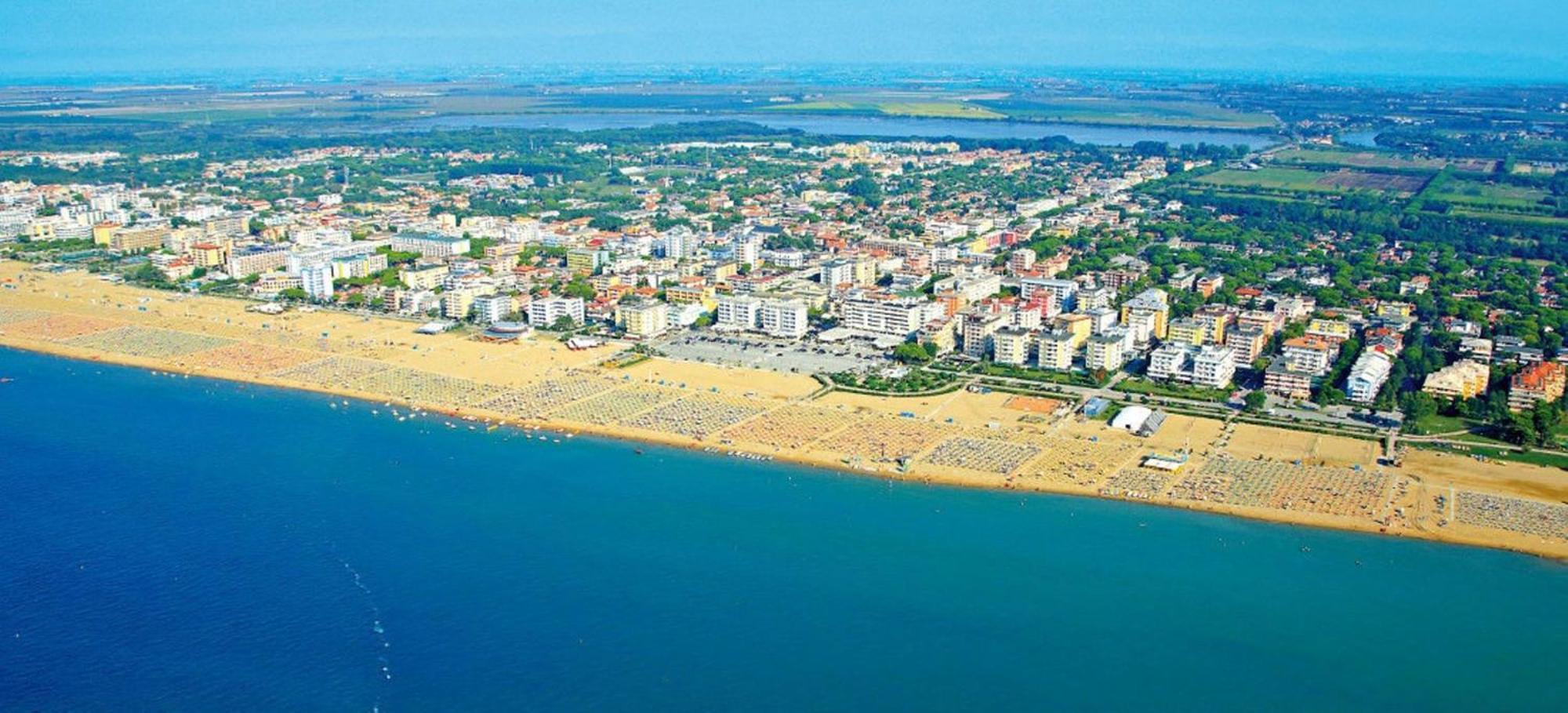 Enjoy Your Holidays From Our Magnificent Terrace Apartment Bibione Exterior photo